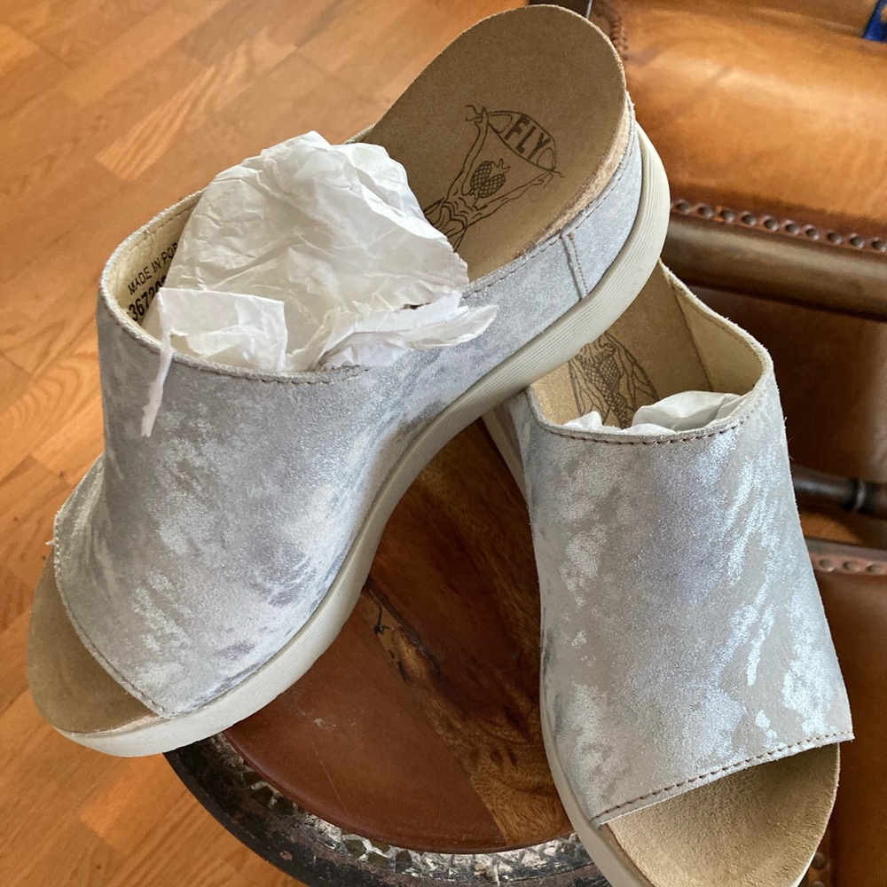 Fly London Women's Silver Mules